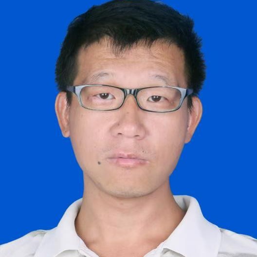 杨亮
